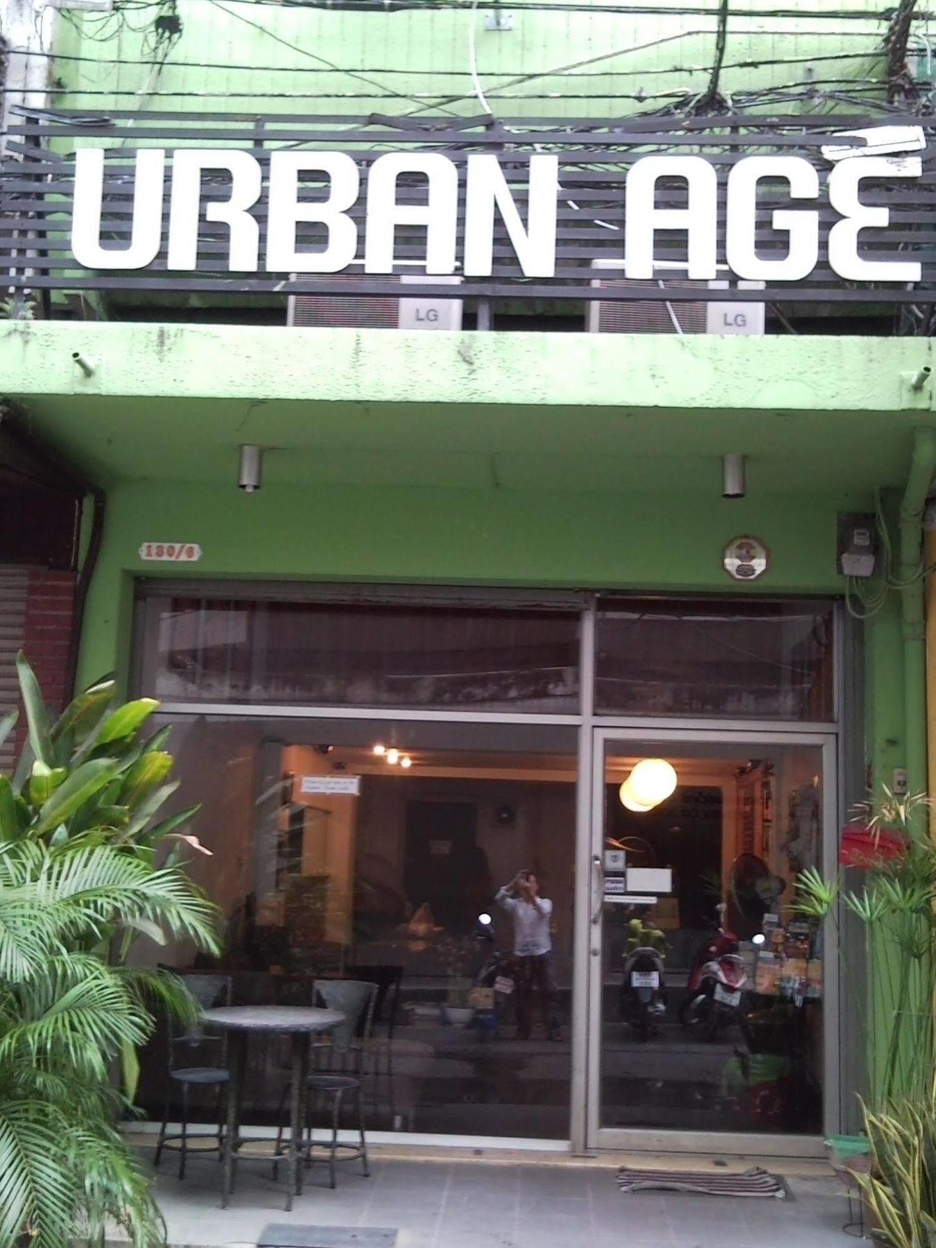 Auberge de jeunesse The Urban Age à Bangkok Extérieur photo